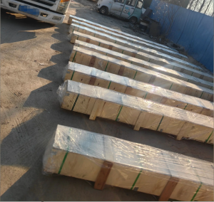 Batch shipment of foreign trade linear guides successfully dispatched, supporting overseas customers in production capacity upgrades.