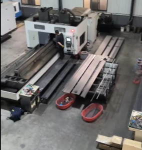 Ripresa della produzione dopo le festività per un nuovo percorso: lo stabilimento di guide lineari punta a uno sviluppo di alta qualità
